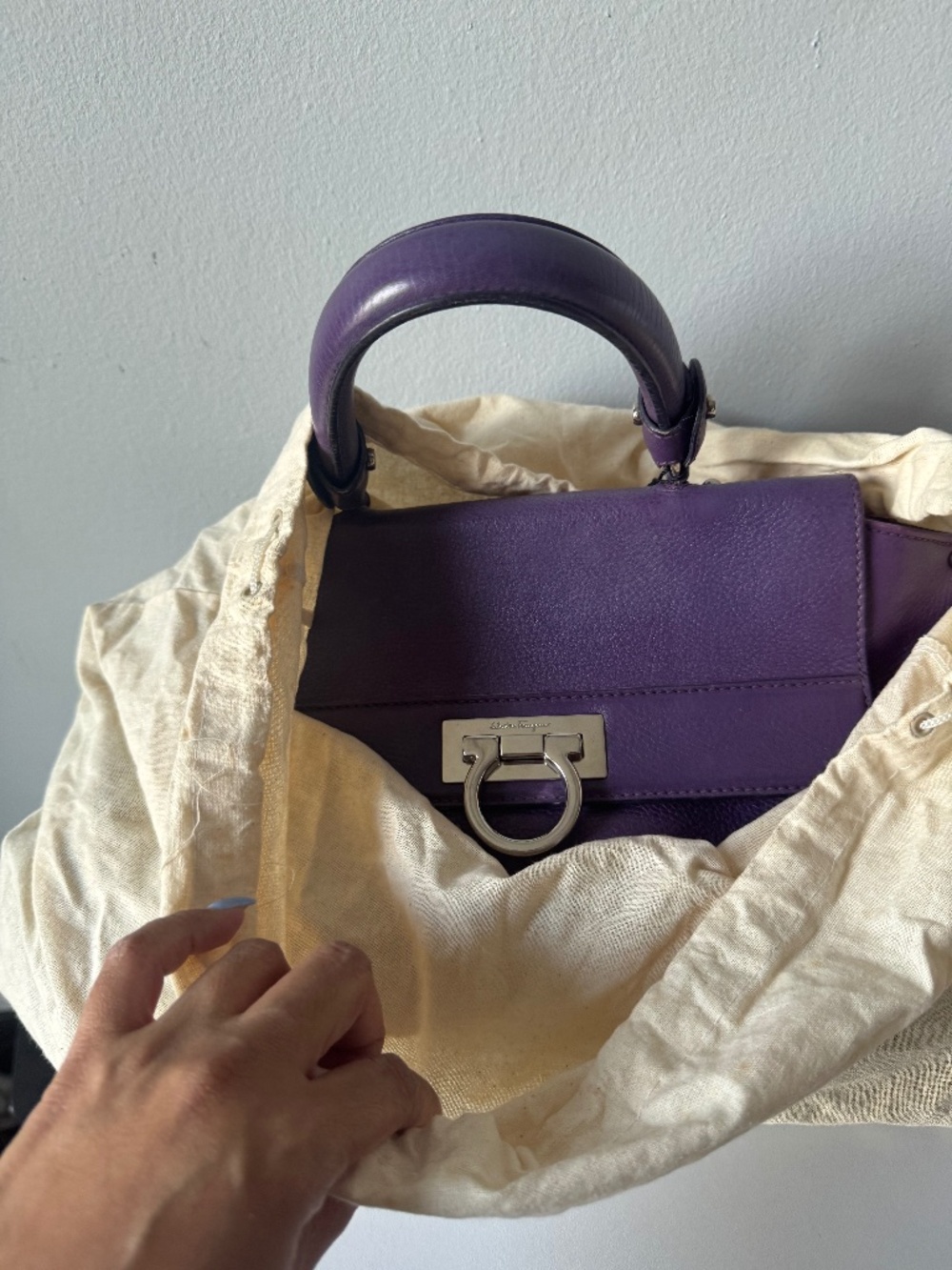 Title: Purple Leather Top Handle Satchel Bag Silver Clasp Chic Structured